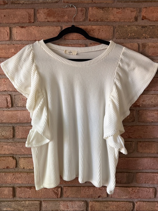 entro Tops - entro Ivory Ribbed Flutter Sleeve Top